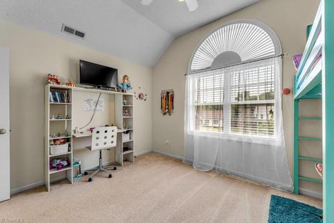 4015 Patsy Dr, Winston Salem, NC 27107 photo 25