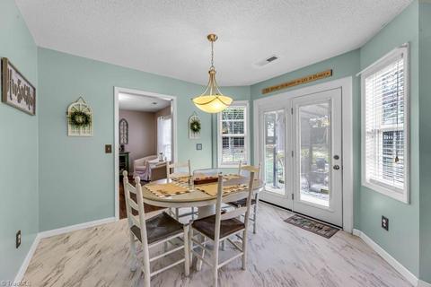 4015 Patsy Dr, Winston Salem, NC 27107 photo 19