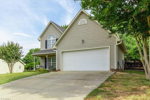 4015 Patsy Dr, Winston Salem, NC 27107 photo 4