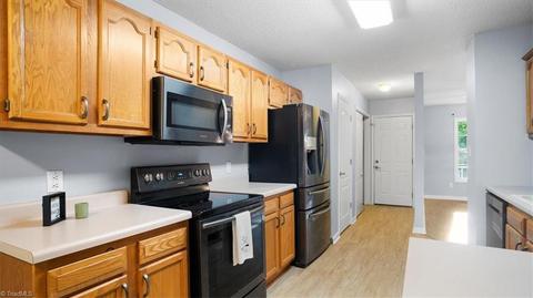 4650 Oakview Dr, Trinity, NC 27370 photo 10