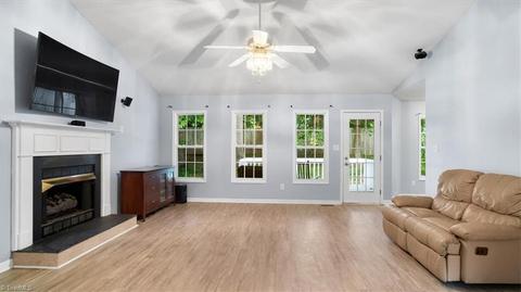 4650 Oakview Dr, Trinity, NC 27370 photo 7