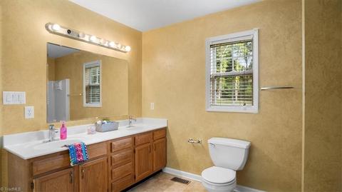 4650 Oakview Dr, Trinity, NC 27370 photo 21