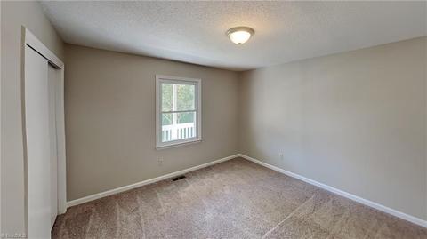 4134 Hoover Hill Ct, Trinity, NC 27370 photo 4