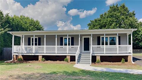 4134 Hoover Hill Ct, Trinity, NC 27370 photo 1
