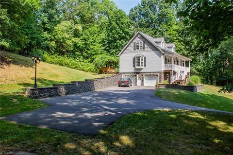 11328 Longbottom Rd, Traphill, NC 28685 photo 5