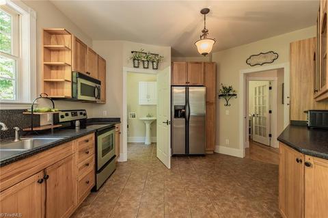 11328 Longbottom Rd, Traphill, NC 28685 photo 20