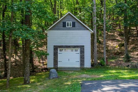 11328 Longbottom Rd, Traphill, NC 28685 photo 7