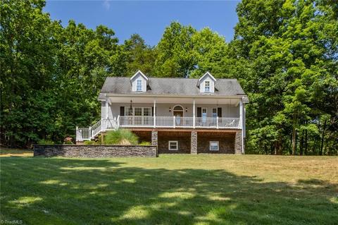 11328 Longbottom Rd, Traphill, NC 28685 photo 1