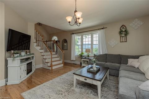 11328 Longbottom Rd, Traphill, NC 28685 photo 12