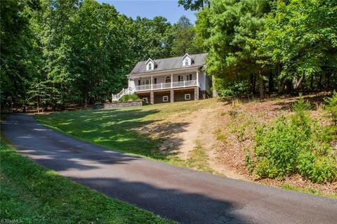11328 Longbottom Rd, Traphill, NC 28685 photo 43