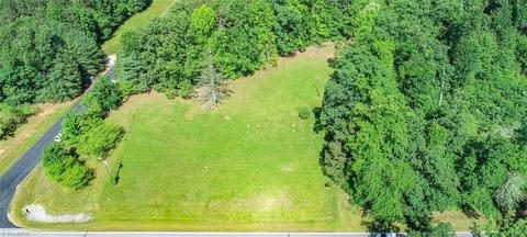 7803 Eversfield Rd, Stokesdale, NC 27357 photo 3