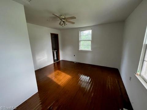 620 Friendly Rd, Eden, NC 27288 photo 5