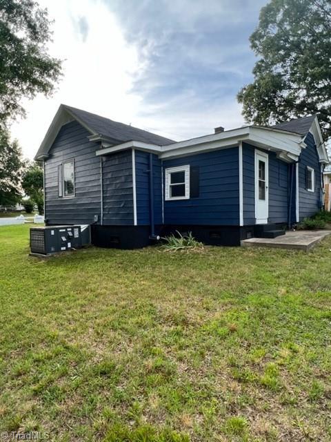 620 Friendly Rd, Eden, NC 27288 photo 2