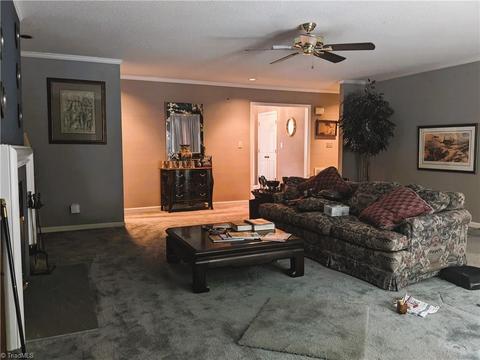 506 Harrogate Ct, High Point, NC 27262 photo 17