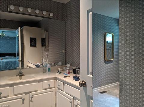 506 Harrogate Ct, High Point, NC 27262 photo 38