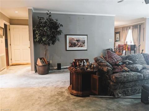 506 Harrogate Ct, High Point, NC 27262 photo 18