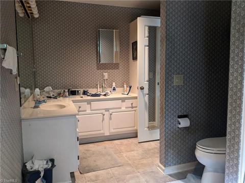 506 Harrogate Ct, High Point, NC 27262 photo 36