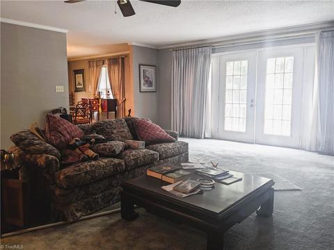 506 Harrogate Ct, High Point, NC 27262 photo 19