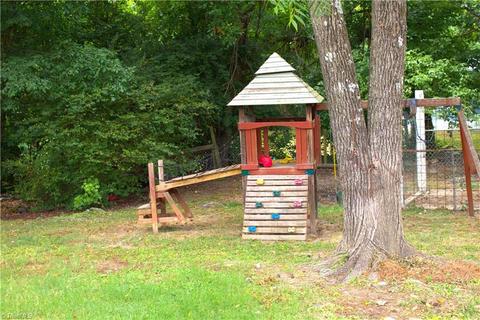 924 Randolph St, High Point, NC 27260 photo 8
