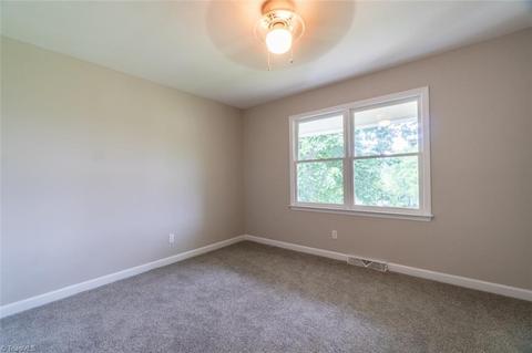 4846 Hampton Rd, Clemmons, NC 27012 photo 13