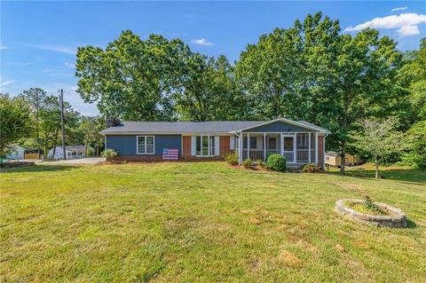 4467 Jerry St, Trinity, NC 27370 photo 1