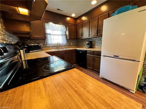 103 Echo Ct, King, NC 27021 photo 26