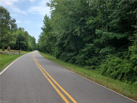 190 Rimrock Rd, Harmony, NC 28634 photo 12