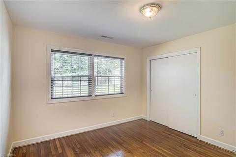3219 Forestview Dr, High Point, NC 27260 photo 22