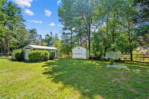 3911 Kim Dr, High Point, NC 27265 photo 33
