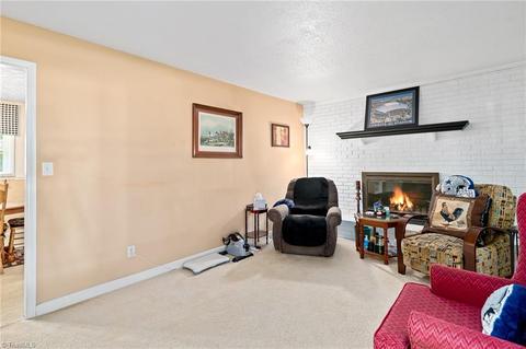3911 Kim Dr, High Point, NC 27265 photo 6