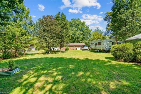 3911 Kim Dr, High Point, NC 27265 photo 32