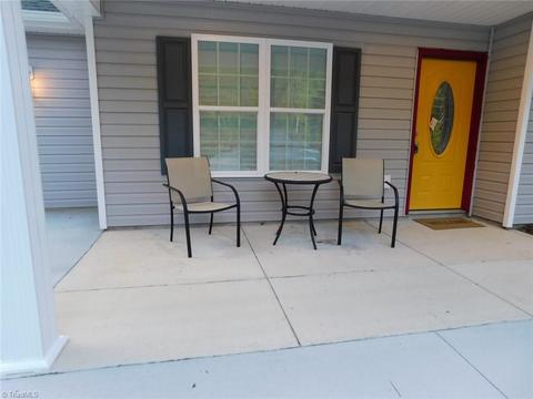 1307 Unity St, Thomasville, NC 27360 photo 6