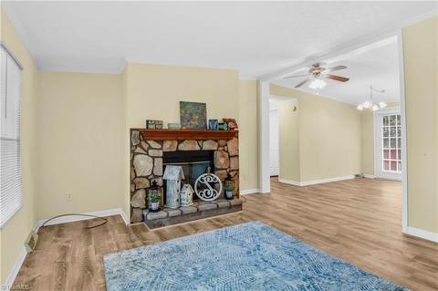 7557 Hampton Rd, Clemmons, NC 27012 photo 4