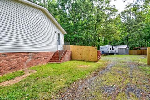 7557 Hampton Rd, Clemmons, NC 27012 photo 23