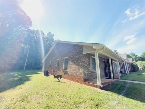 1720 Beaucrest Ave, High Point, NC 27265 photo 2
