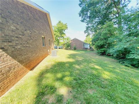 1720 Beaucrest Ave, High Point, NC 27265 photo 22