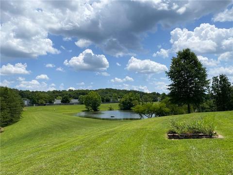 4427 Deacon Ct, High Point, NC 27265 photo 25