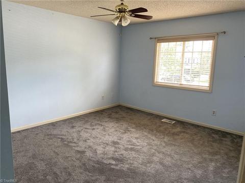 4427 Deacon Ct, High Point, NC 27265 photo 20