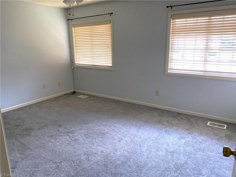 4427 Deacon Ct, High Point, NC 27265 photo 14