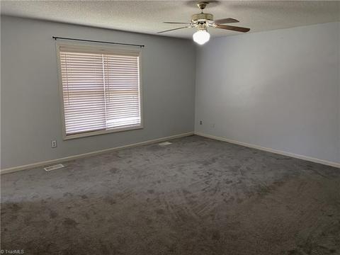 4427 Deacon Ct, High Point, NC 27265 photo 16