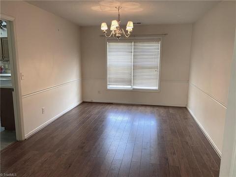 4427 Deacon Ct, High Point, NC 27265 photo 10