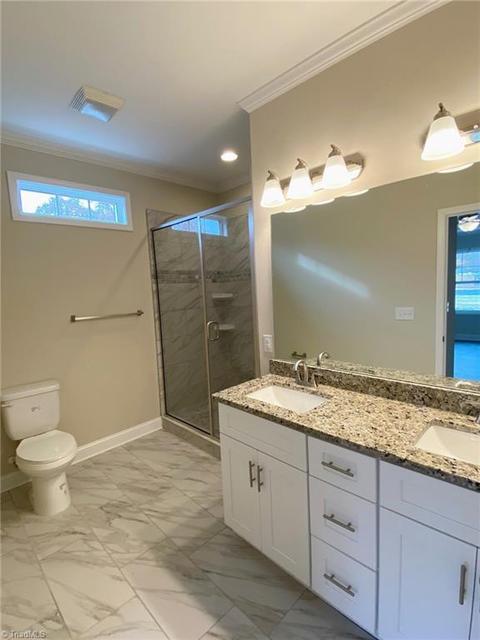 855 Friendly Rd, Eden, NC 27288 photo 13