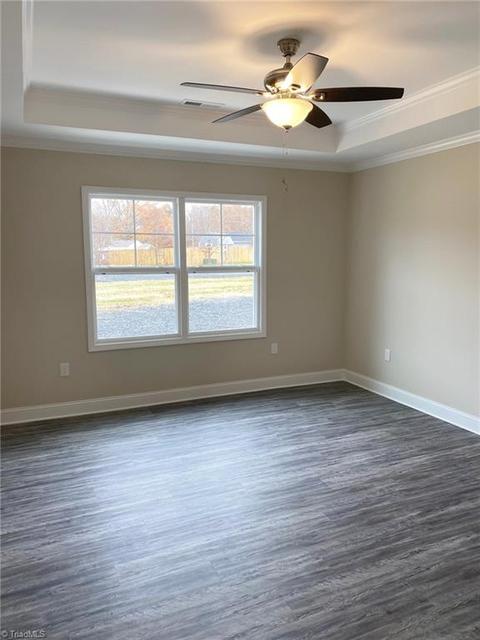 855 Friendly Rd, Eden, NC 27288 photo 10