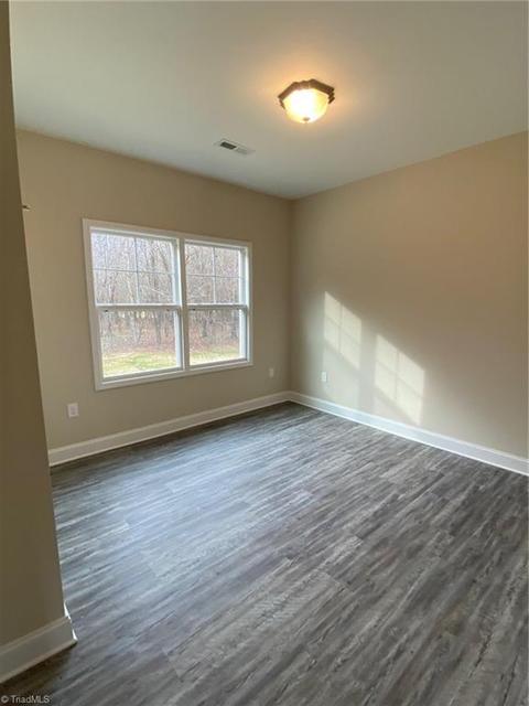 855 Friendly Rd, Eden, NC 27288 photo 17
