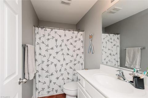 3849 Tonsley Pl, High Point, NC 27265 photo 15