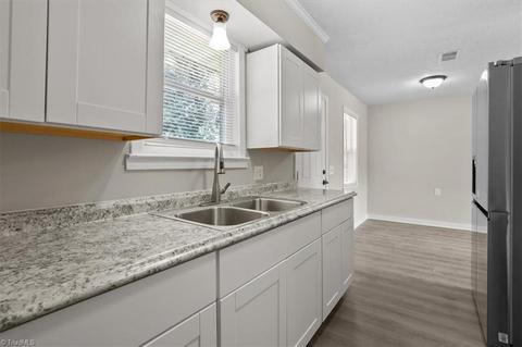609 Fairview St, High Point, NC 27260 photo 13
