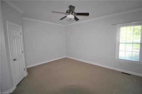 1400 Christopher Ct, High Point, NC 27265 photo 20