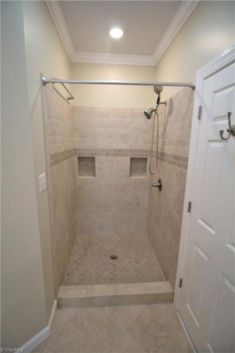 1400 Christopher Ct, High Point, NC 27265 photo 17