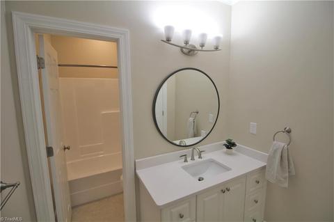 1400 Christopher Ct, High Point, NC 27265 photo 21