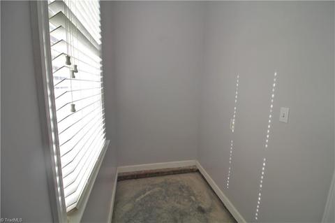 1400 Christopher Ct, High Point, NC 27265 photo 23